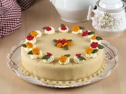 Dosenkuchen, haltbare lebensmittel, fertiggerichte, konserven, reisenahrrung, notfallvorsorge, reserve. Marzipan Torte Feinbacker Brante