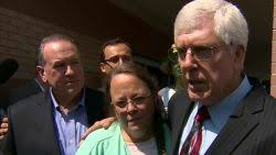 Kim Davis stands ground, but couple get license