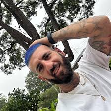 Dennis Dee Theodorou (@dennis_theo) • Instagram photos and videos