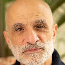 An Inconvenient Woman • Miniseries