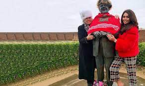 Les dawson was born in collyhurst, manchester, on 2 february 1931, to leslie dawson, sr. Les Dawson S Daughter Speaks Of Keeping Memory Alive After Losing Him As A Baby Celebrity News Showbiz Tv Express Co Uk