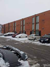 Consulter les commentaires sur cet hébergement et comparer les prix des centrales de. Hotel Carlingview Toronto Airport 221 Carlingview Dr Etobicoke On M9w 5e8 Canada