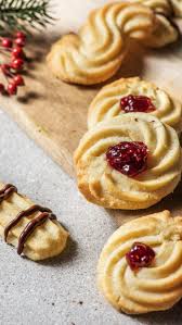 Vegane Platzchen Fur Die Adventszeit Hellofresh Blog Platzchen Backen Weihnachten Weihnachten Essen Lebensmittel Essen