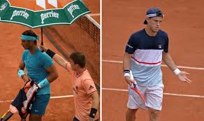 Rafael nadal derrotó a diego schwartzman en tres sets para así volver a una final de roland garros. Nadal Vs Schwartzman Why Is Match Suspended And Delayed What Time Is It On Tennis Sport Express Co Uk