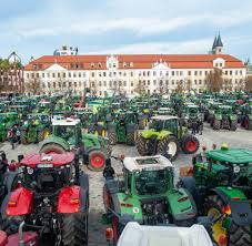 Landwirte demonstrieren in ganz deutschland es geht wieder los. Proteste Zehntausende Bauern Demonstrieren Mit Traktoren Welt