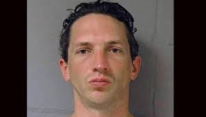 FBI: Alaska suspect's suicide note offers no clues