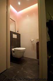 verlaagd plafond met spotjes en indirecte led verlichting verlaagd plafond plafond badkamer verlichting