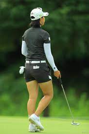 ボード 女子ゴルフ のピン