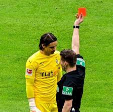 He also won the swiss challenge league and two liechtenstein. Borussia Monchengladbach Rote Karte Mit Rekord Fur Yann Sommer
