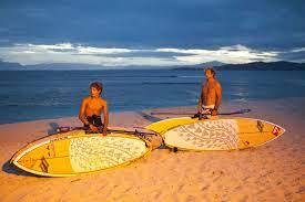 Apr 03, 2020 · the longest wave: The Longest Wave Film Rezensionen De