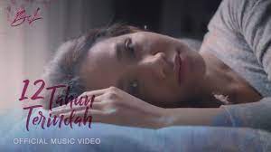 Lagu terpopuler 2019 ini merupakan kolaborasi brilian dari tiga musisi papan atas indonesia. Bcl 12 Tahun Terindah Official Music Video Youtube