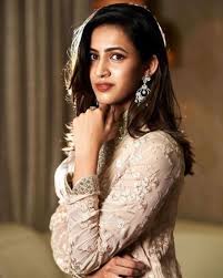 Niharika, who is all set to get married on december 9 in udaipur among friends and family members, styled and posed for. Niharika Konidela Wiki Age Family Marriage Husband Biography