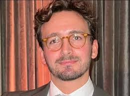 Felix Dillon's Instagram, Twitter & Facebook