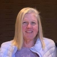 Vicki Warfield's Instagram, Twitter & Facebook