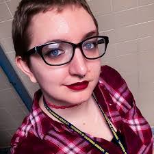 Alexis Duron's Instagram, Twitter & Facebook