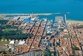 Viareggio is a smaller city in tuscany, in versilia in the province of lucca in italy. Viareggio Porto S P A In Viareggio Italy Marina Reviews Phone Number Marinas Com
