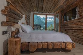 Montagna Di Viaggi Dove Dormire In Val Di Sole Ecco Lo Chalet Al Foss Camere Da Letto Rustiche Di Campagna Camere Da Letto Da Baita Arredamento Di Montagna