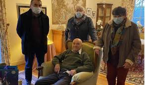 Belle-Isle-en-Terre. Les vœux des élus au doyen Marcel Bourdon