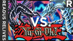 Red Eyes Black Dragon Vs Blue Eyes White Dragon Which One Is Better Readus 101 Youtube