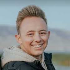 Austin Pace's Instagram, Twitter & Facebook