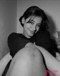 Senorita Sara free hot porn pictures post 4