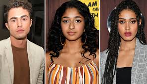 Mindy kaling y lang fisher. O Elenco De Eu Nunca Serie Da Netflix Saiba Quem Sao Os Atores