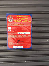 Dalam operasi bermula 10 pagi itu, sepasukan pegawai dan anggota jabatan kesihatan dan alam sekitar. Restoran Raj S Banana Leaf Bangsar Diarah Tutup Dbkl