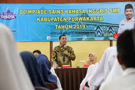 Soal olimpiade bahasa inggris sma dan kunci jawaban best of the best 100 kumpulan contoh soal bahasa inggris pilihan ganda dan essay lengkap dengan kunci jawaban by pustaka bahasa inggris posted on january 5 2019 november 3 2019. Disdik Gelar Olimpiade Bahasa Inggris Tingkat Smp Se Kabupaten Purwakarta