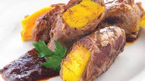 Bistec A La Milanesa Receta Cubana Rollos De Bistec Con Mango En Salsa De Chile Ancho Receta Recetas De Comida Recetas Con Bistec Bistec