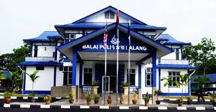 Taman pelangi indah 0.5 km. Balai Polis Johor Bahru 17 Police Mpvs Chased A Criminal From Johor Bahru To Kluang