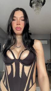 @hiralandins video Tweet