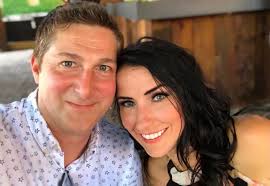 Robert Daus's Instagram, Twitter & Facebook