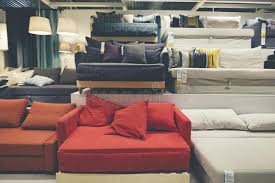 Ikea söderhamn sofa review at home in both ultra fashionable and family settings ikea s. Ikea Sofas Redaktionelles Stockfoto Bild Von System 63880058