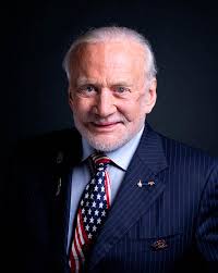 Опубликовано buzz aldrin четверг, 16 апреля 2020 г. Dr Buzz Aldrin Nasa