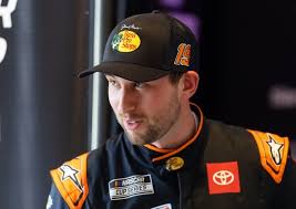 Sam Ehlinger and Texas Longhorns Won't Sing 'Eyes of Texas' with Band Due  to Song Boycott