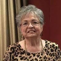 Linda Penson's Instagram, Twitter & Facebook