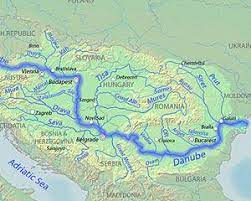 In deggendorf, unde pe strazi apa masoara 3 metri, digurile au cedat. Dupa Ce A Produs Pagube De Miliarde De Euro In Europa Dunarea Ameninta Si Romania