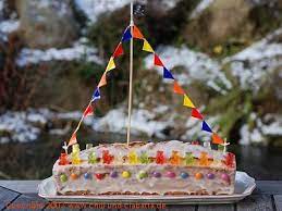 Vielleicht möchten sie ja eine geburtstagseinladung mit einem besonderen gedicht gestalten oder die. Nostalgie Zum 18 Geburtstag Ein Schiffskuchen Love Food Desserts Sweets