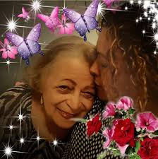 Técnica de "Sequin" o Técnica de Lentejuelas 😍 Utilizando Sprinkles de  Cristales de Azúcar. Polvo dorado comestible o "Luster Dust" lo pueden  adquirir con Special Sprinkles by Mayfel Inc. Las flores decorativas