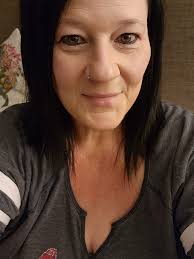 Hi, I'm a 53-year-old business professional seeking unusual arts experiences