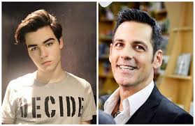 His birthday, what he did before fame, his family life, fun trivia facts, popularity rankings, and more. Video Fiul Lui È™tefan BÄƒnicÄƒ Jr VedetÄƒ La 17 Ani A ApÄƒrut Deja In Primul SÄƒu Videoclip