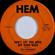 A stage act, etc, that receives so much applause as to interrupt the performance | meaning, pronunciation, translations and examples. The Cashmeres Show Stopper Don T Let The Door Hit Your Back 1965 Vinyl Discogs
