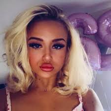 𝐸𝓁𝓁𝑒 𝑔𝓇𝒶𝒸𝑒 𝓂𝒶𝓇𝒾𝑒 ✞ (@ellewoodrrow_)