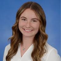 Alison Raynor's Instagram, Twitter & Facebook