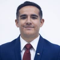 200+ perfiles de «Antonio Flores»