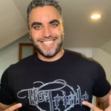 Eric Malave's Instagram, Twitter & Facebook