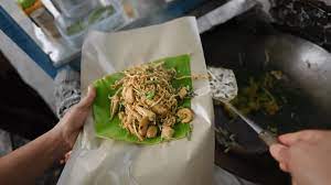 Kwetiau Pinggir Jalan Ini Dimasak Dengan Air Bengkoang Hobby Makan