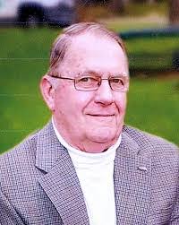 Earl Pinney's Instagram, Twitter & Facebook