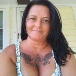 Deena Stephens's Instagram, Twitter & Facebook