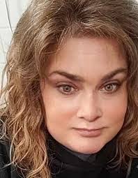 Aurora Gill's Instagram, Twitter & Facebook